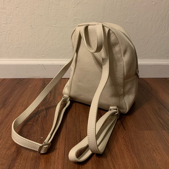 Isabella Rhea Small Leather Backpack - Picture 4 of 8